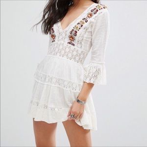🎉HP 3/22🎉Free People ONE mini Dress size 0